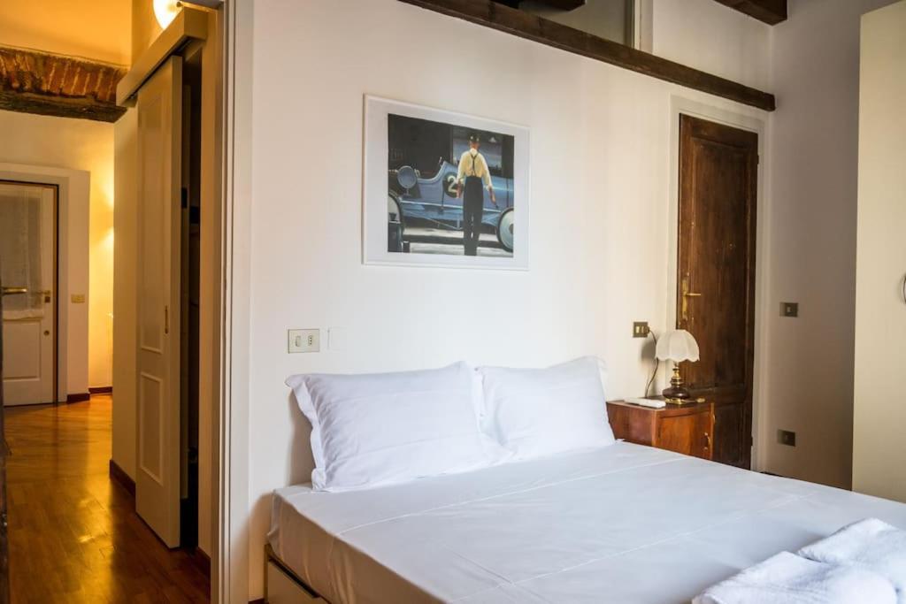 Wonderful Two Floors Apartment มิลาน ภายนอก รูปภาพ