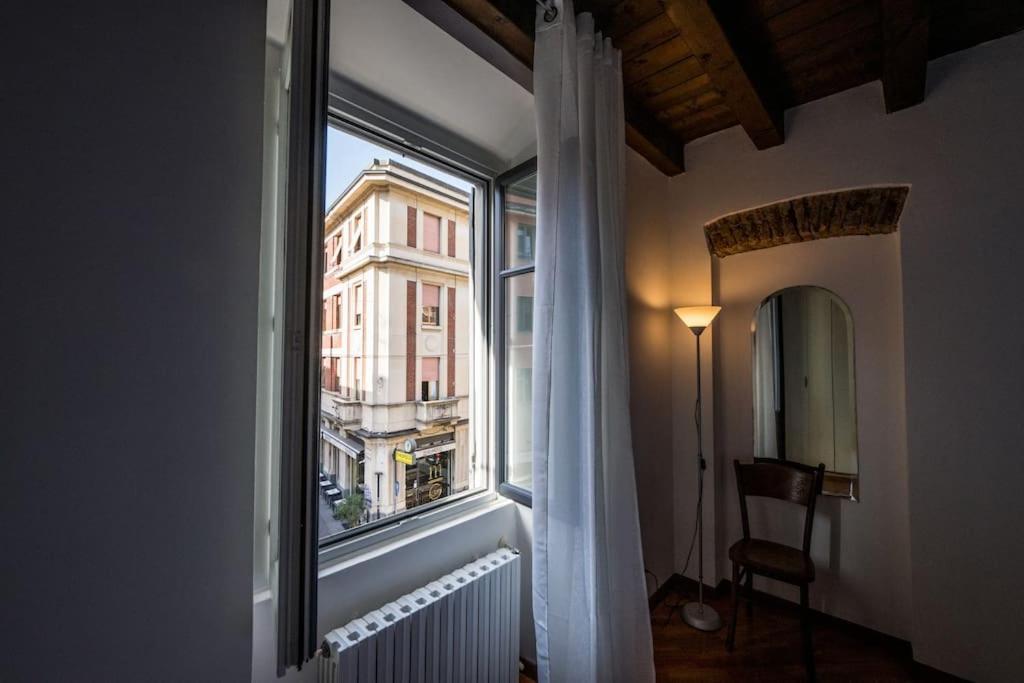 Wonderful Two Floors Apartment มิลาน ภายนอก รูปภาพ